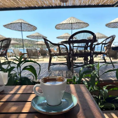 Ξενοδοχείο Ambrosia & 5*