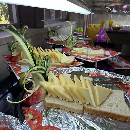 מלון Ambrosia & ביטז