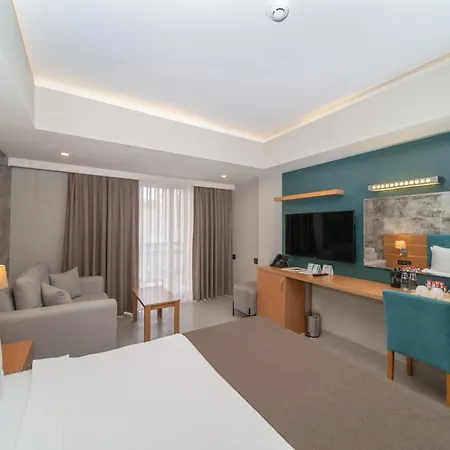 Hotel Ambrosia &